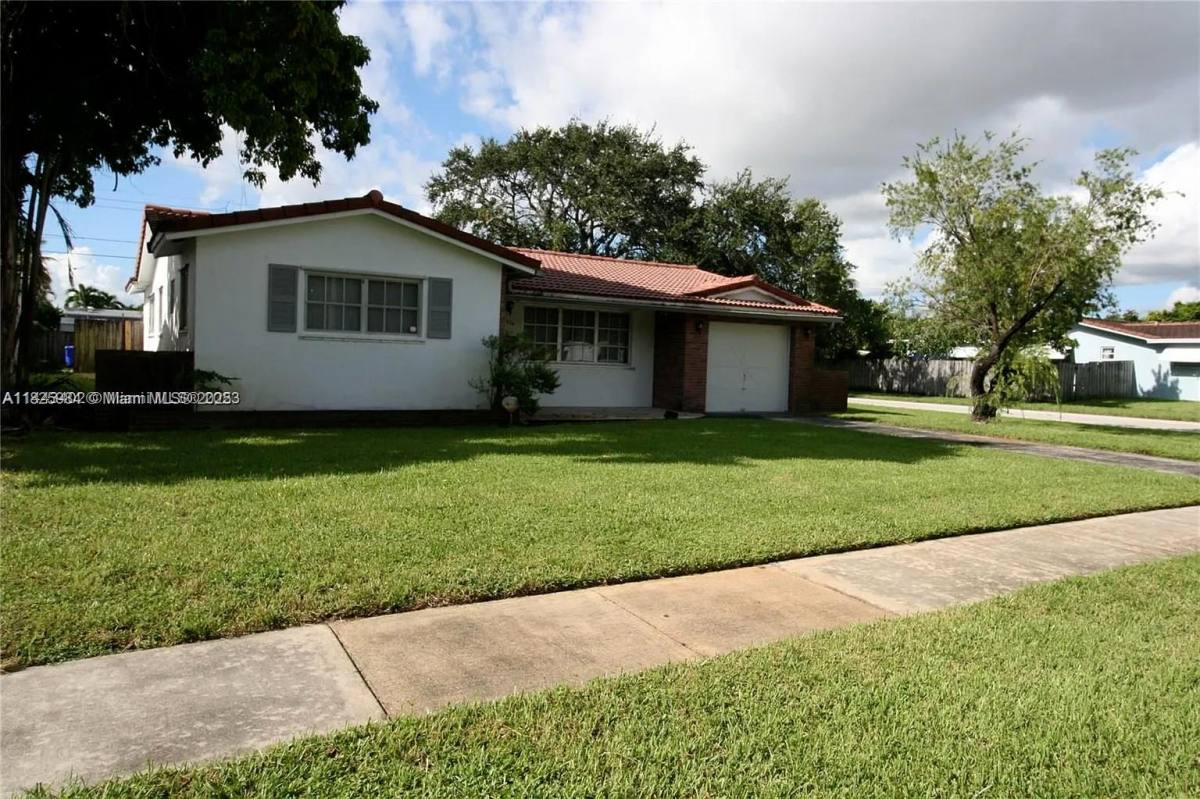 House for rent at 4534 Van Buren St, Hollywood, FL 33021