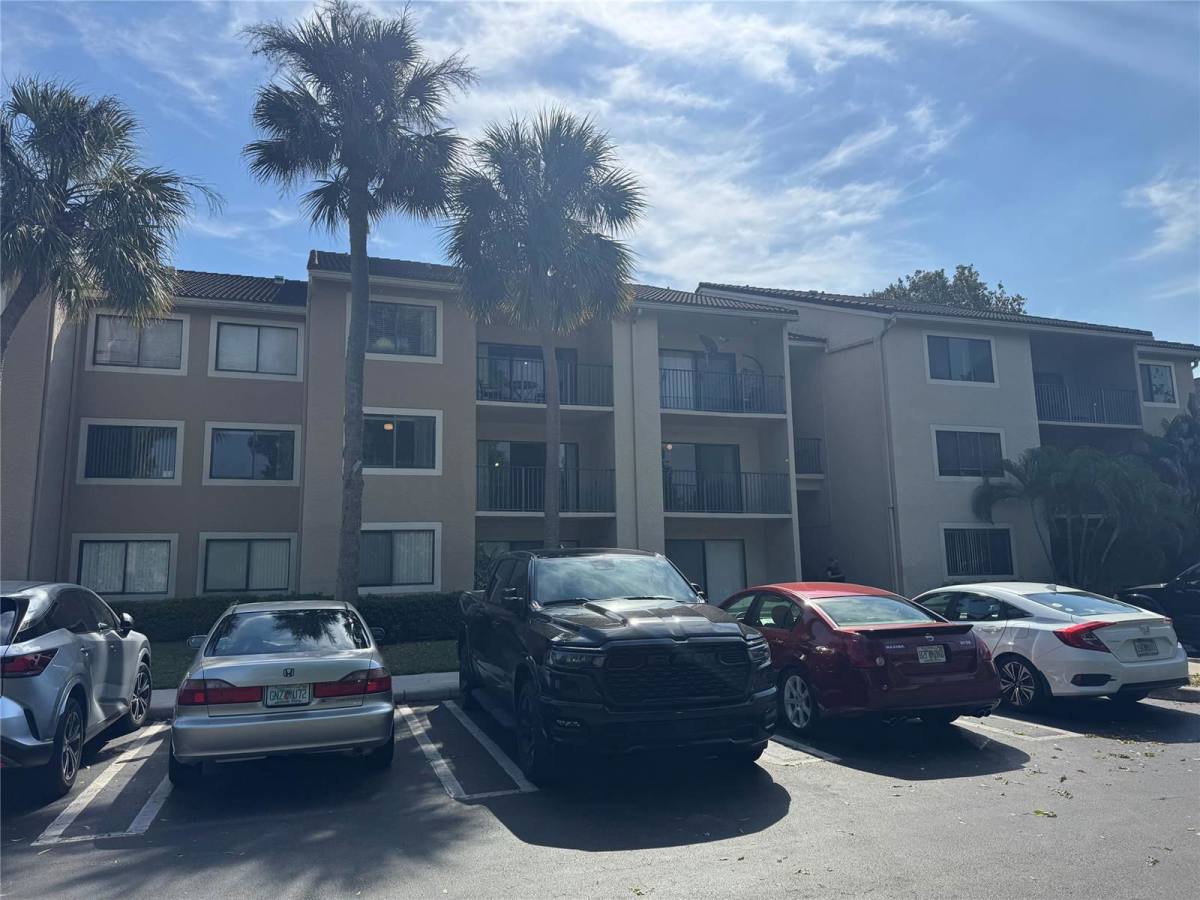 Apartment for rent at 9001 Wiles Rd #305, Pompano Beach, FL 33067