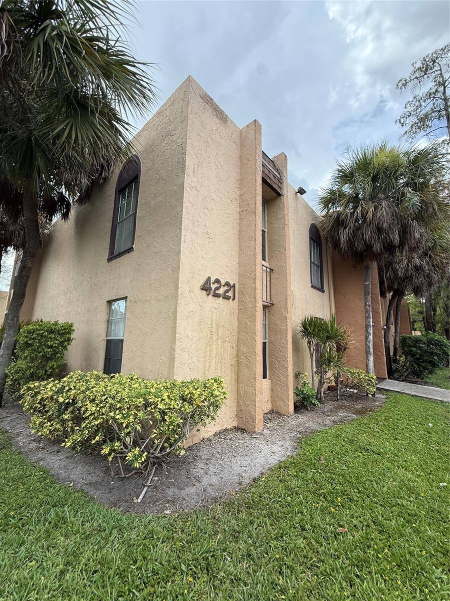 Condo for rent at 4221 NW 19th St #276, Fort Lauderdale, FL 33313