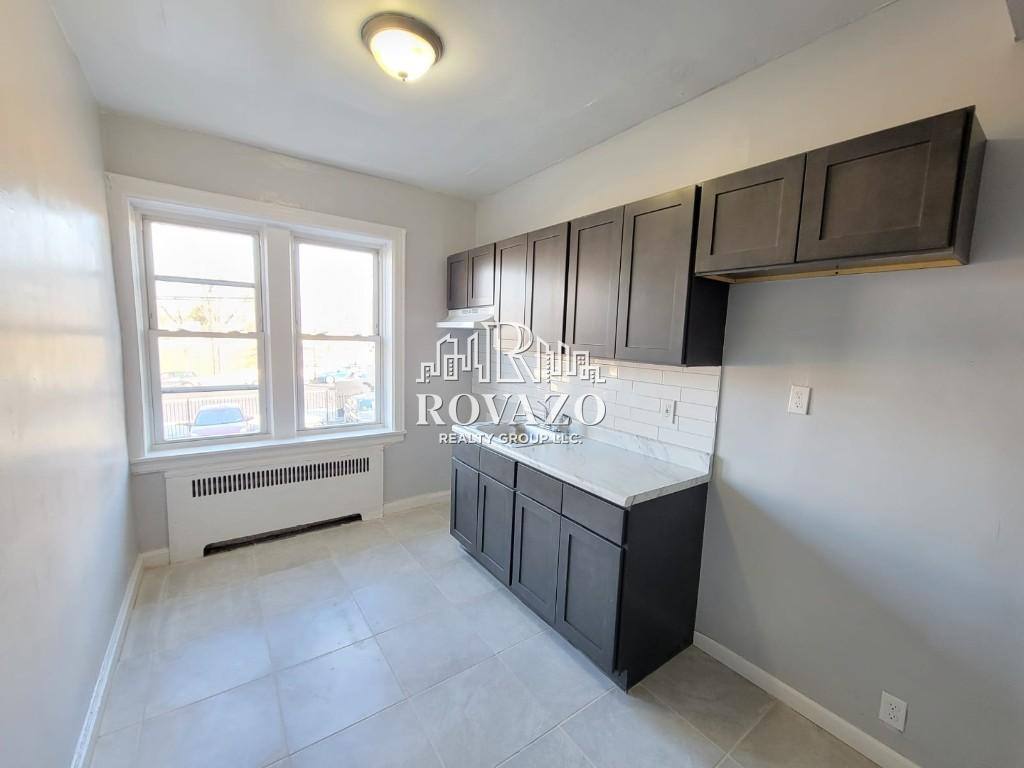 Apartment for rent at 51 Summit Ave #B1, Newark, NJ 07112