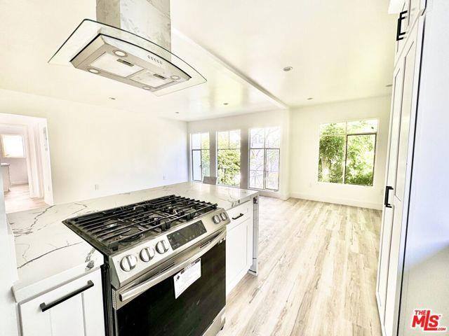 House for rent at 121 Crescent Dr #D, Beverly Hills, CA 90212