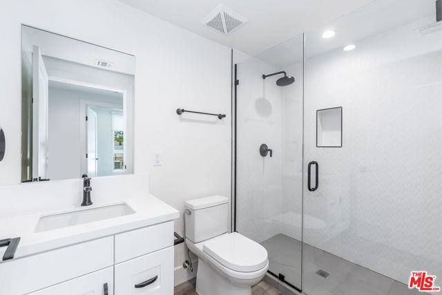 House for rent at 857 Hayworth Ave #301, Los Angeles, CA 90046