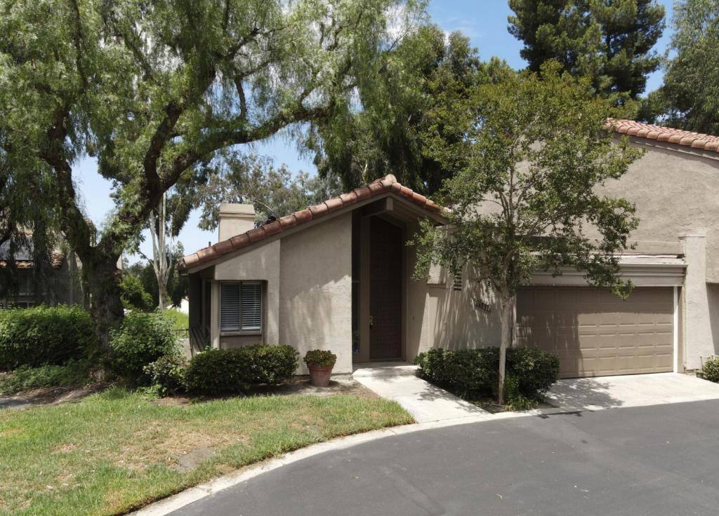 Townhouse for rent at 26731 Dulcinea, Mission Viejo, CA 92691