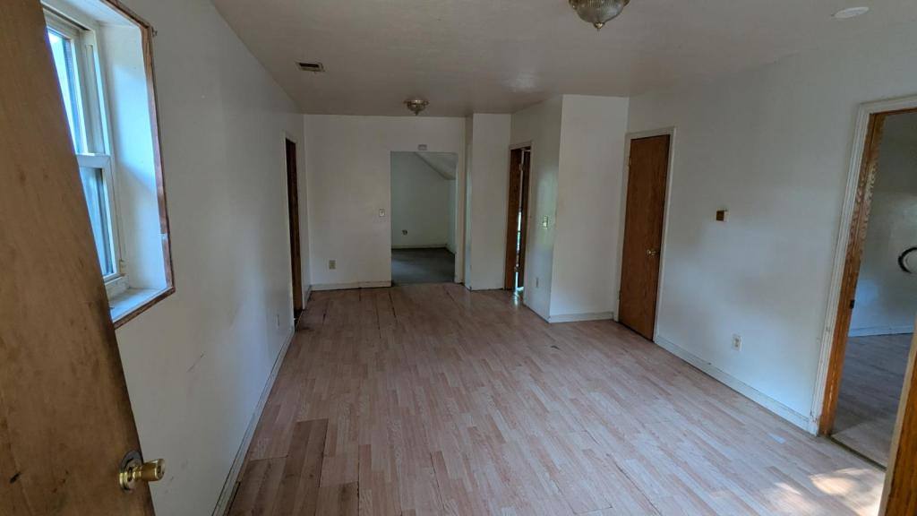 Apartment for rent at 521 Virginia Ave #C, Elkhart, IN 46516