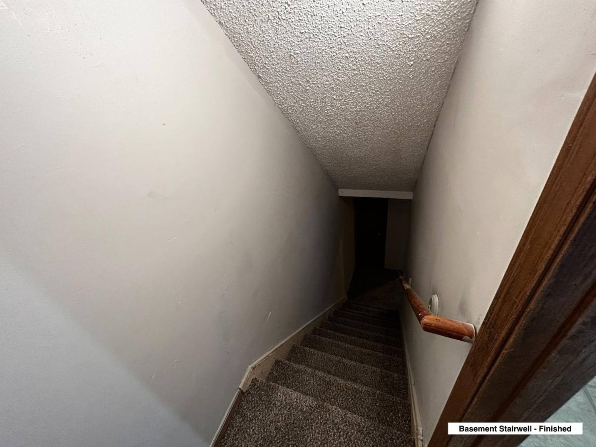 Townhouse for rent at 2420 Delavan Ave, Kansas City, KS 66104
