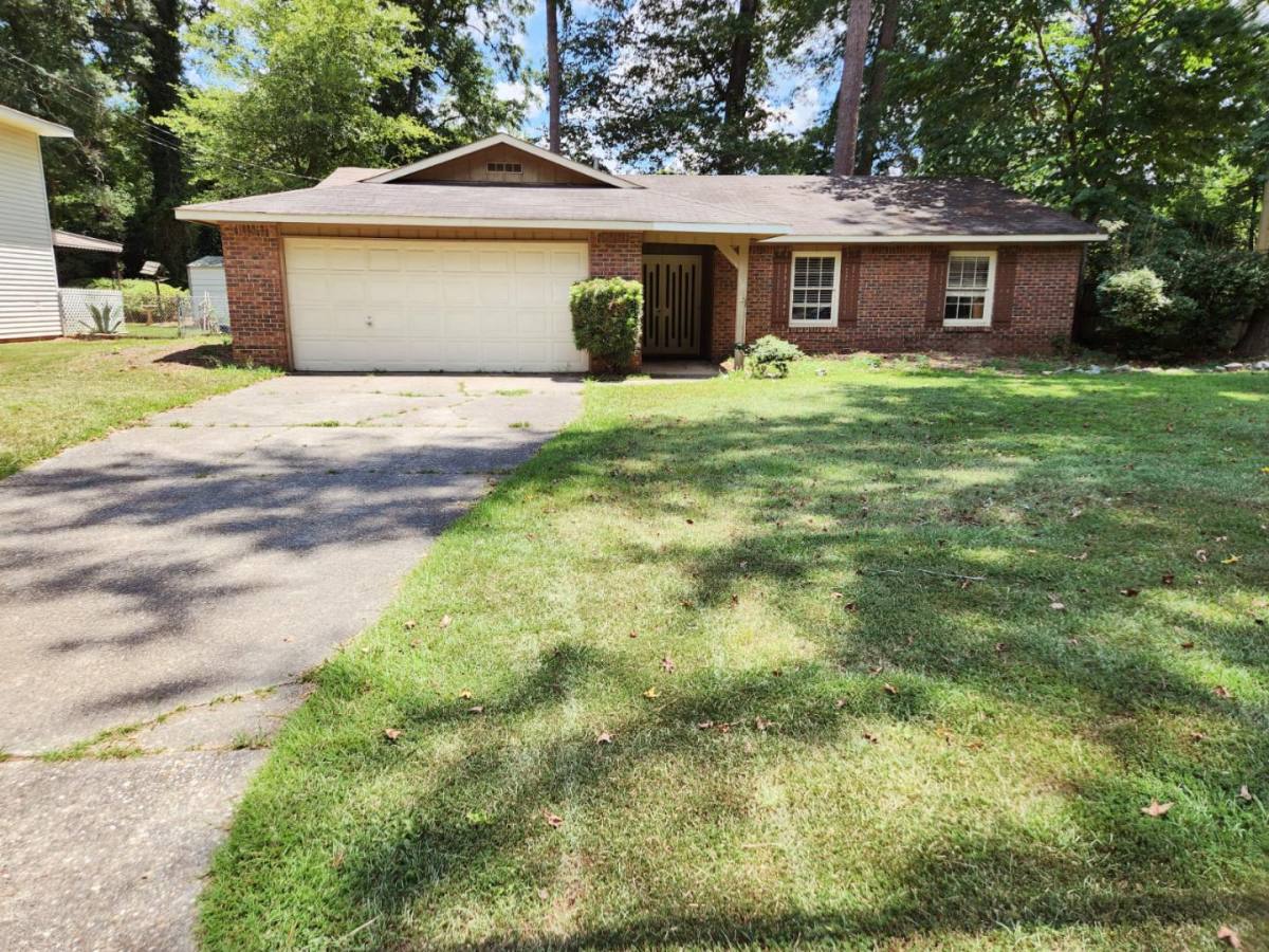House for rent at 6418 Charter Oaks Circle, Columbus, GA 31909