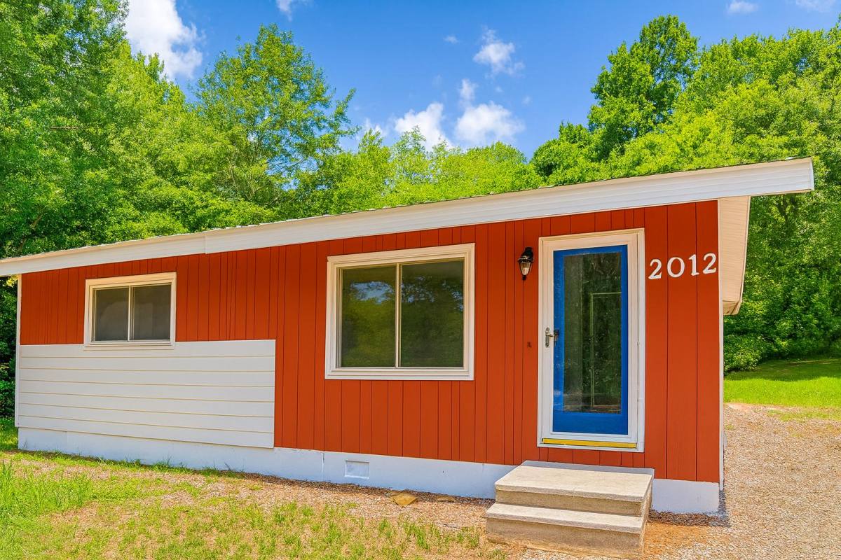 House for rent at 2012 Arcadia Rd Dr, Birmingham, AL 35214