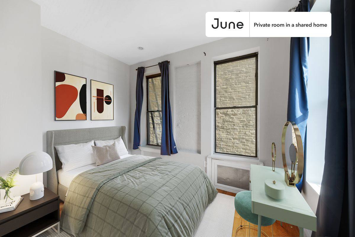 824 9th Ave #A, New York, NY 10019
