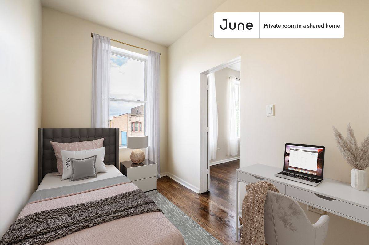 Apartment for rent at 2527 W Division St #A, Chicago, IL 60622