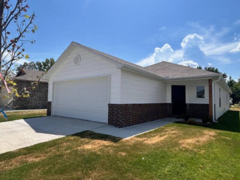 House for rent at 8209 Stacey Dr, Maumelle, AR 72113