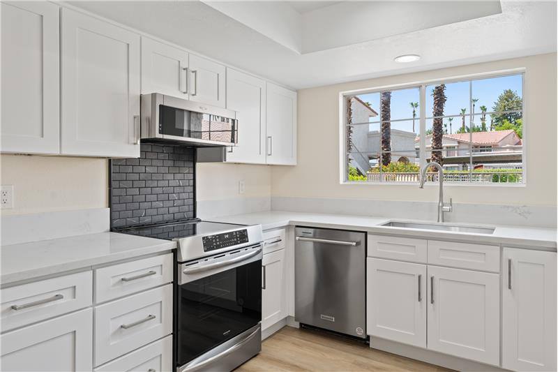 Condo for rent at 505 S Farrell Dr #I 51, Palm Springs, CA 92264
