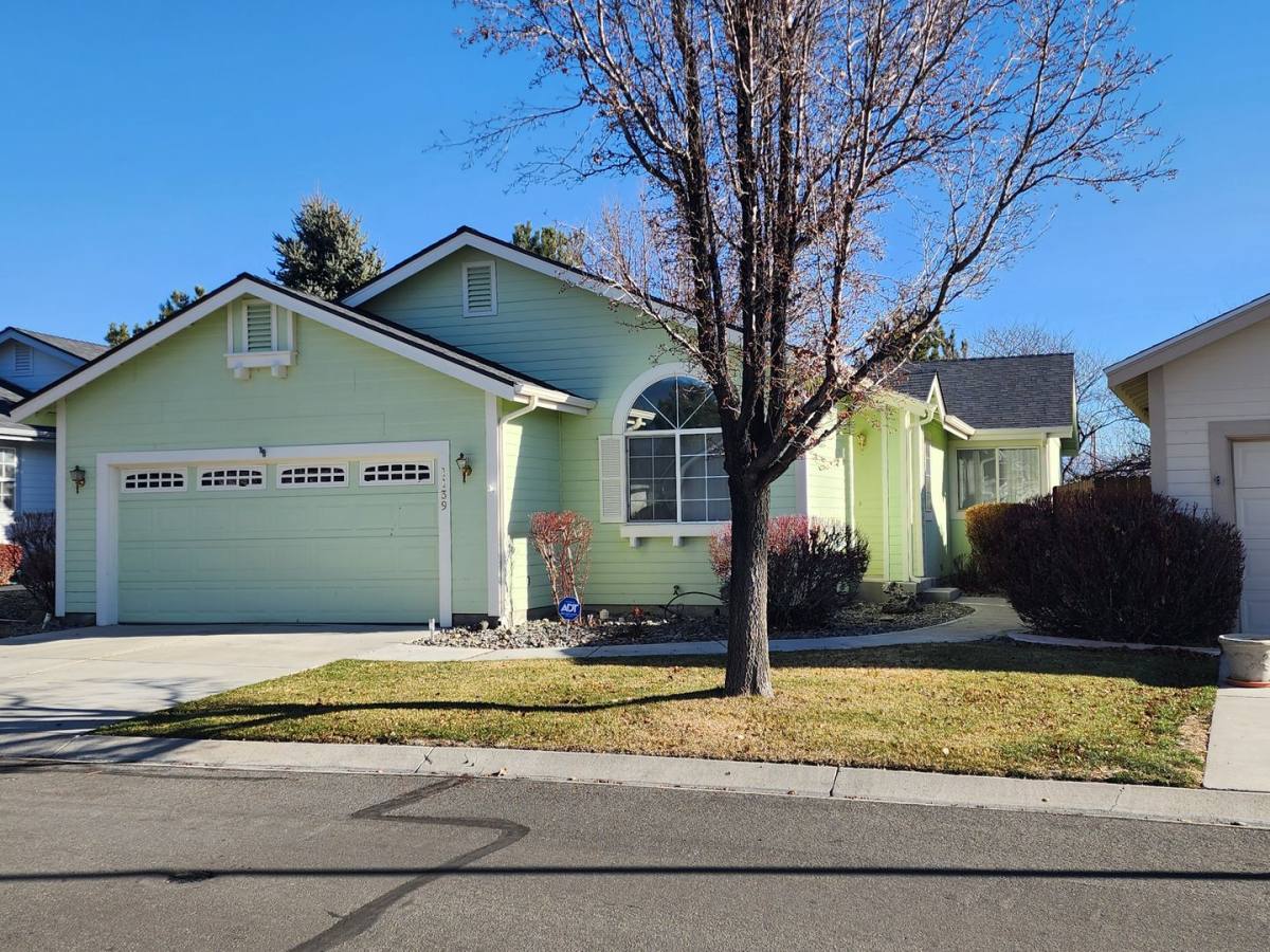 House for rent at 1139 White Oak Loop, Minden, NV 89423