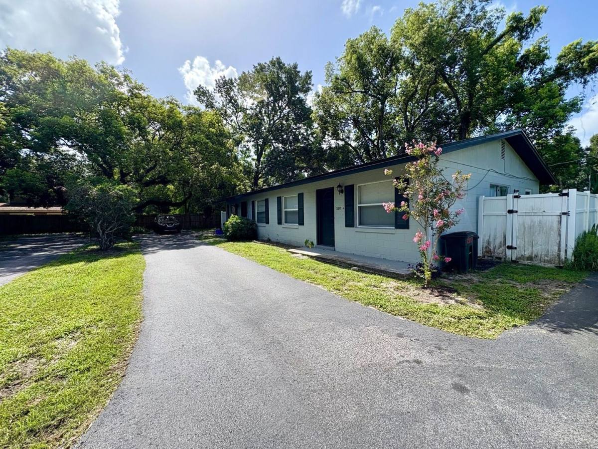 Apartment for rent at 2617 Mohawk Ave, Sanford, FL 32773