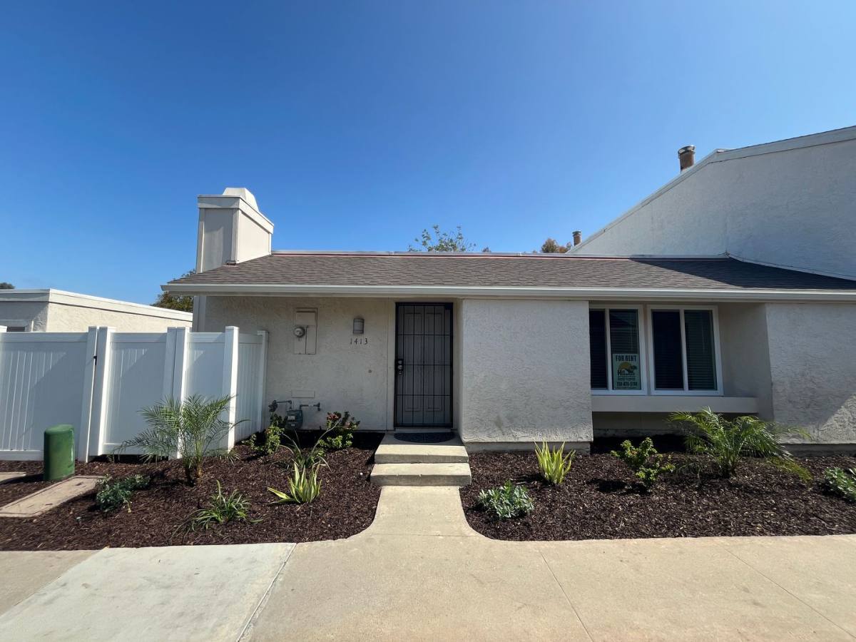 Townhouse for rent at 1413 Caminito Septimo, Cardiff By the Sea, CA 92007