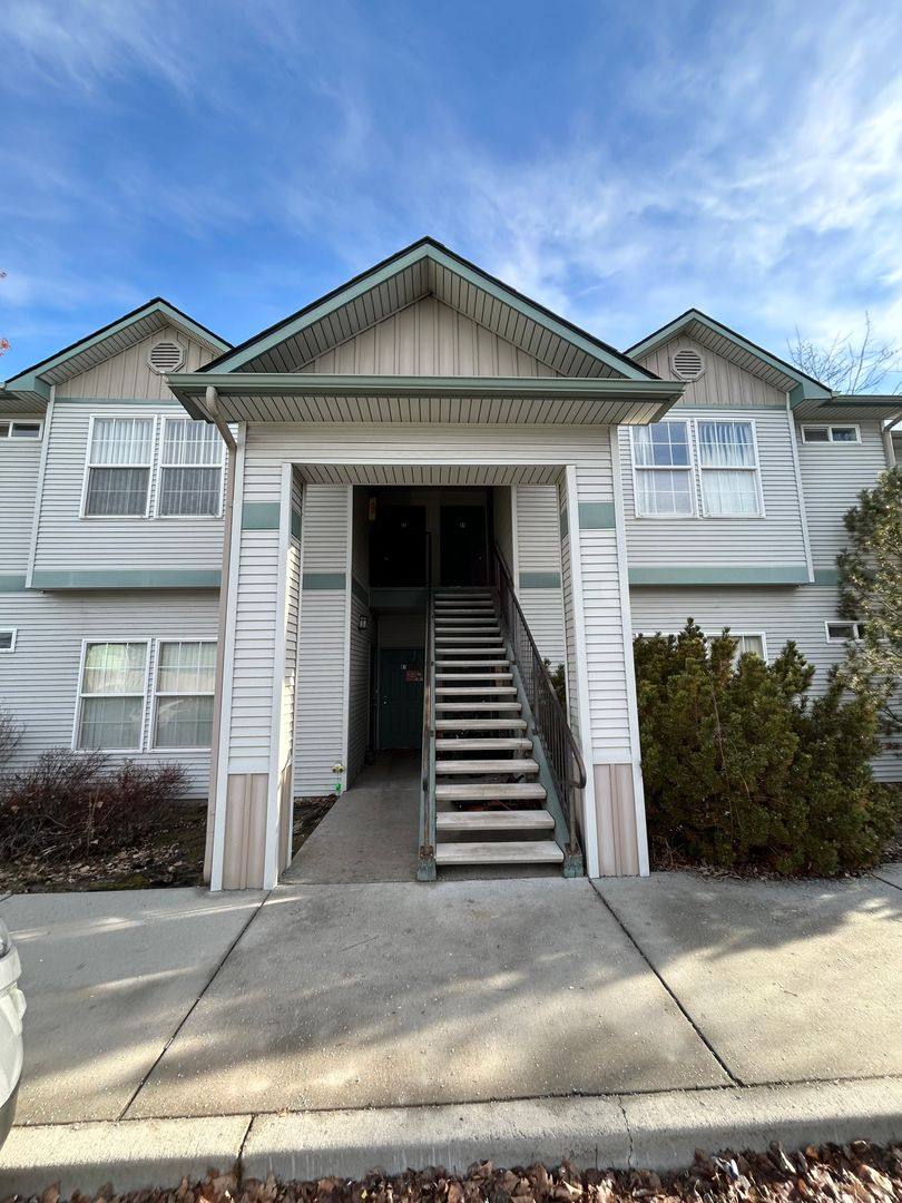 Apartment for rent at 1496 S Roosevelt, Boise, ID 83705