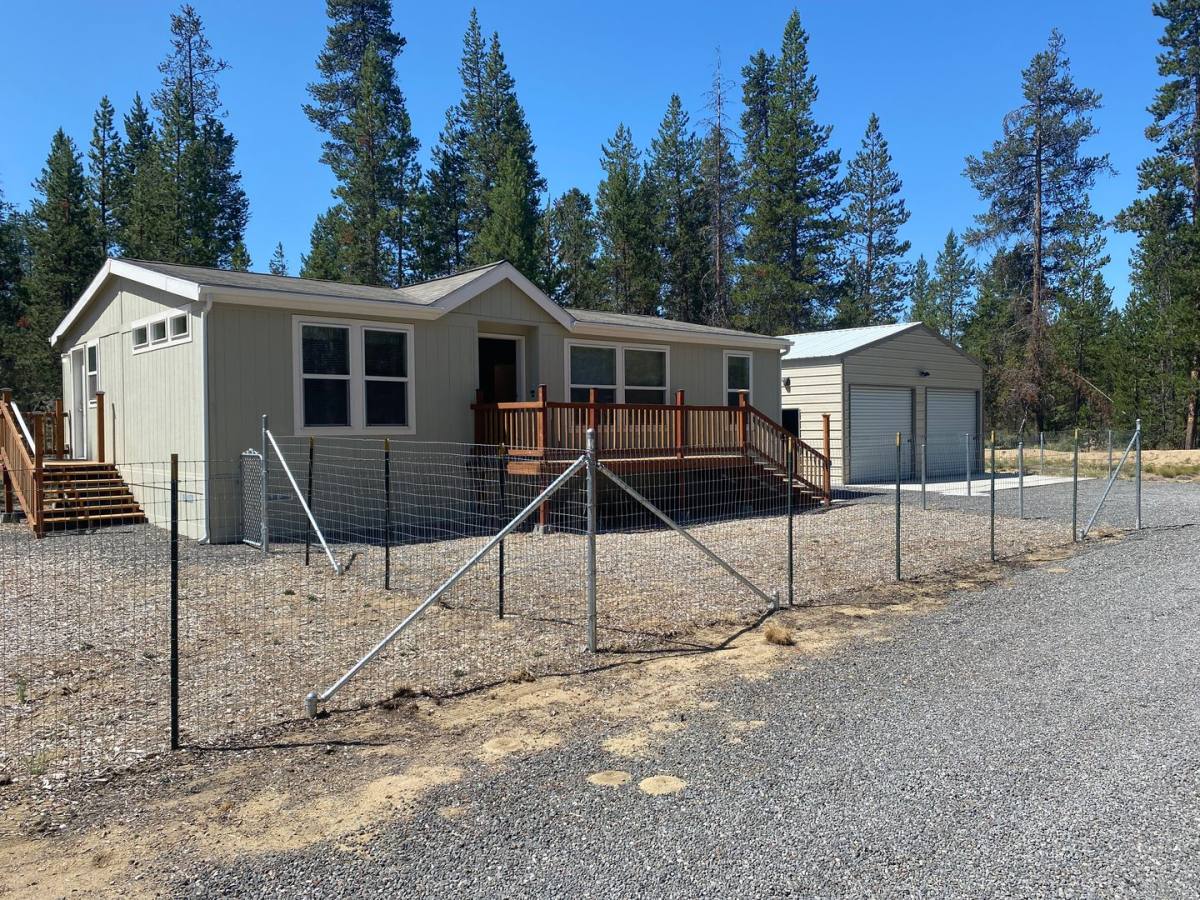 House for rent at 52515 Pine Dr, La Pine, OR 97739