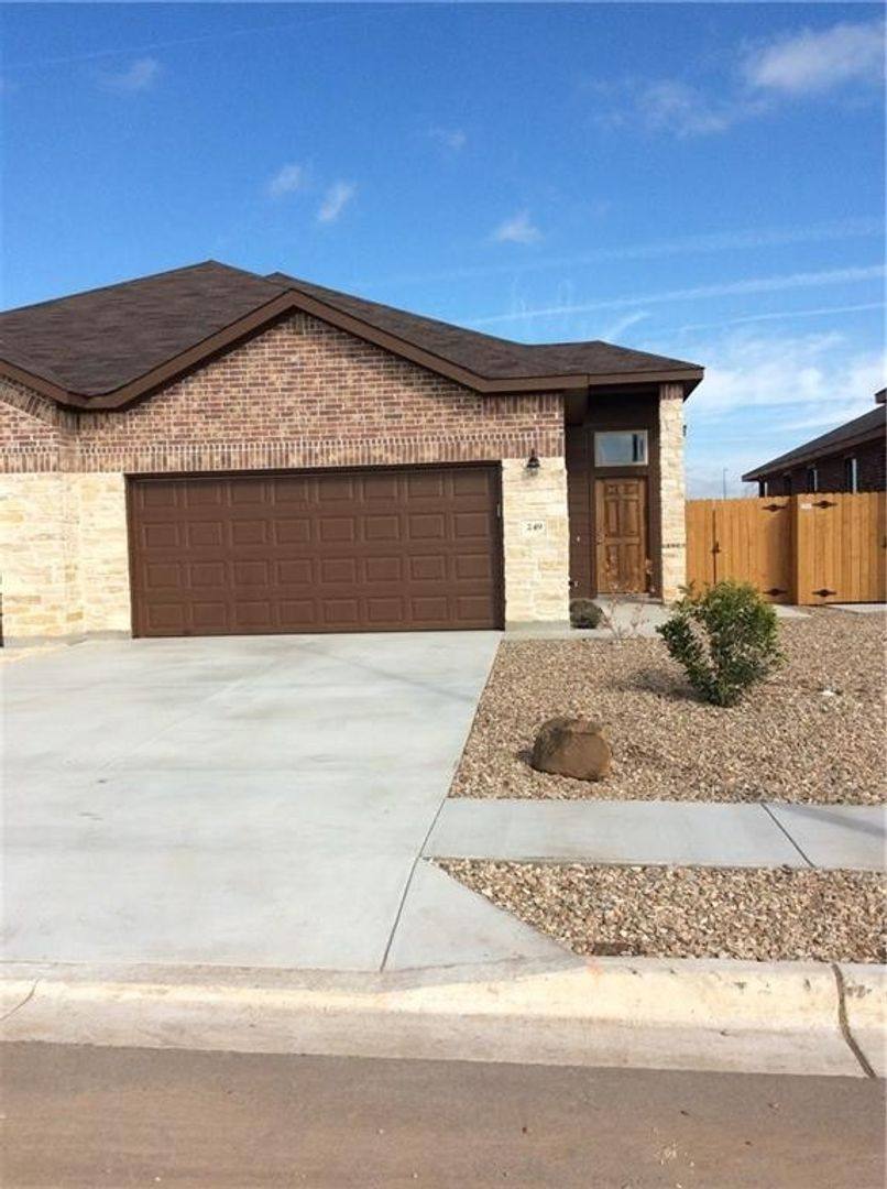 Townhouse for rent at 249 Hidden Springs Dr, Bastrop, TX 78602