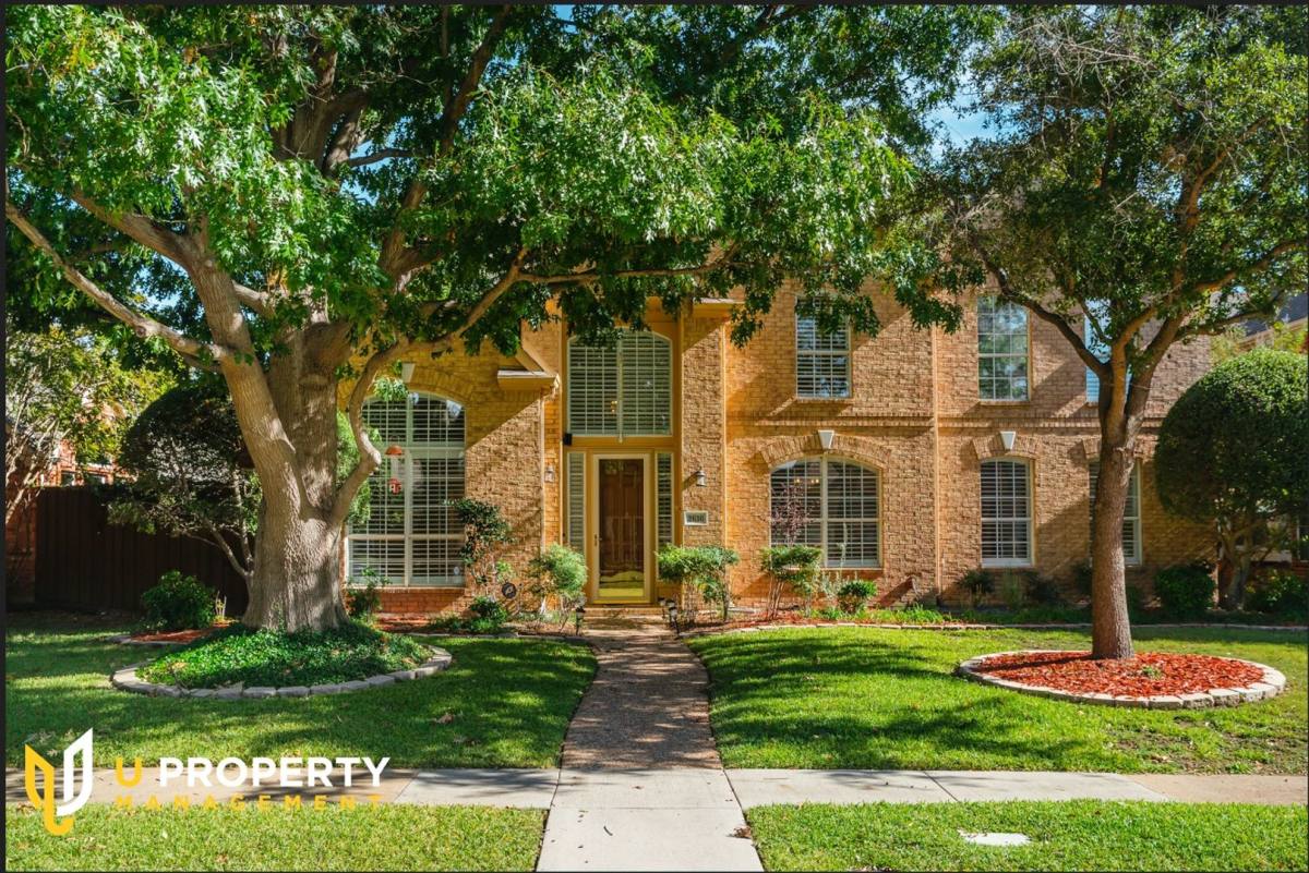 House for rent at 2616 Barrington Dr, Plano, TX 75093