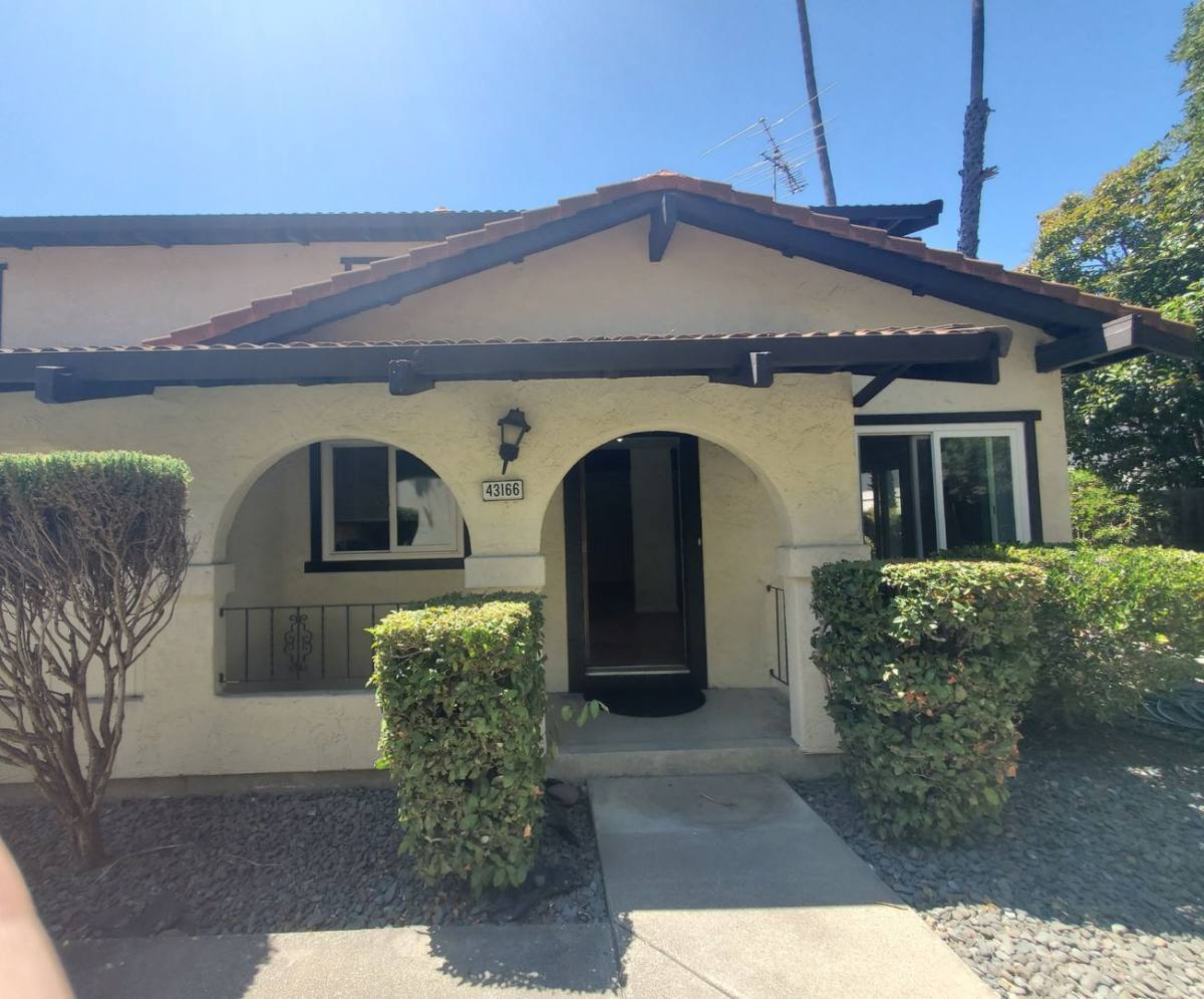 Apartment for rent at 43160 Starr St, Fremont, CA 94539