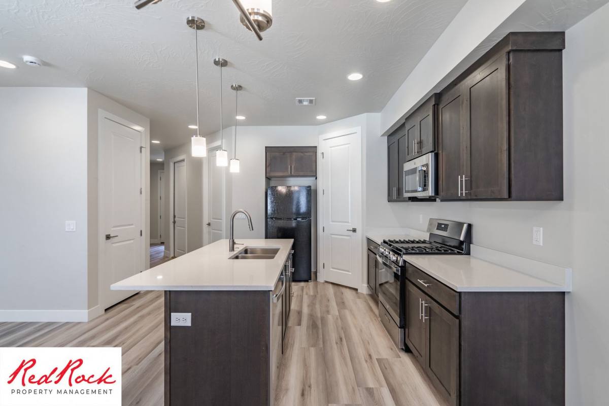 Townhouse for rent at 2075 W 380 S, Hurricane, UT 84737
