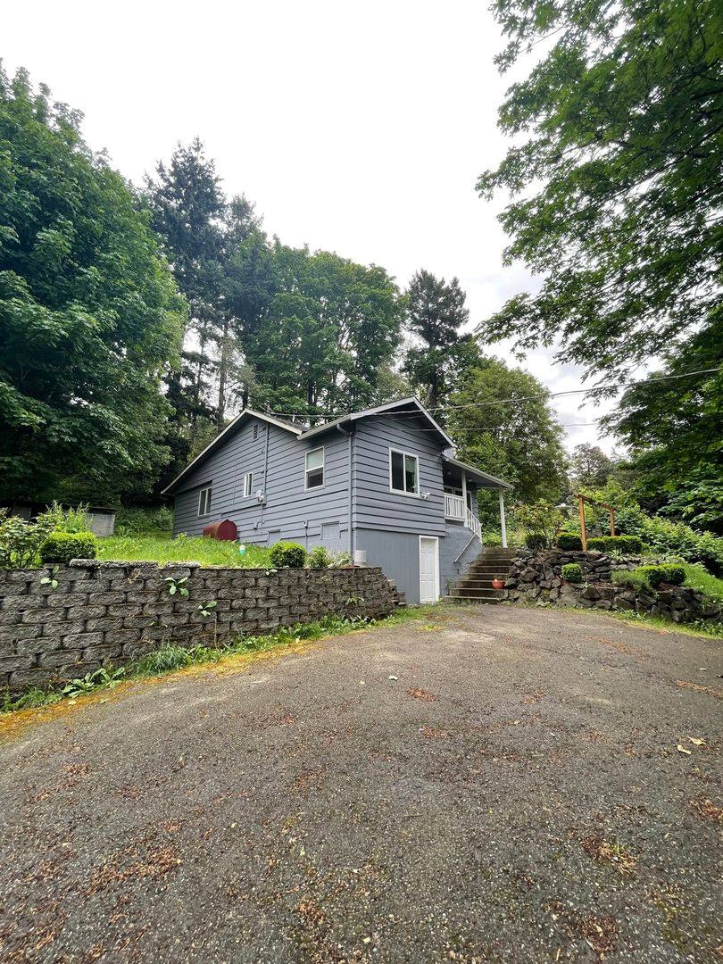House for rent at 10918 49th Ave S, Seattle, WA 98178