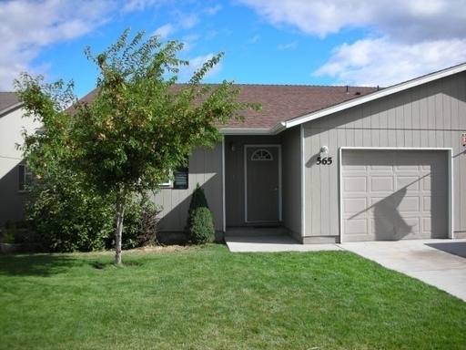 Apartment for rent at 565 567 NE Larch, Redmond, OR 97756