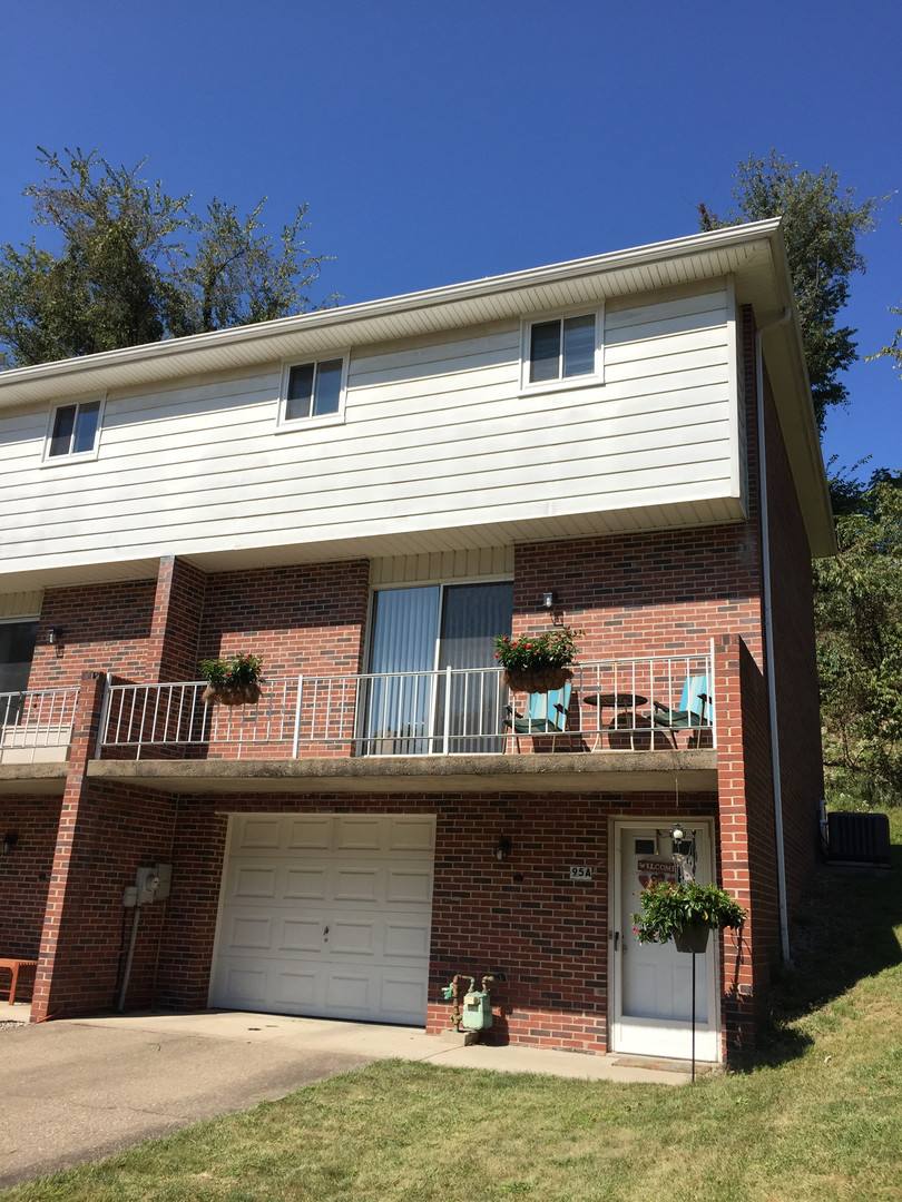 Townhouse for rent at 95A Locust Ridge Dr, Pittsburgh, PA 15209