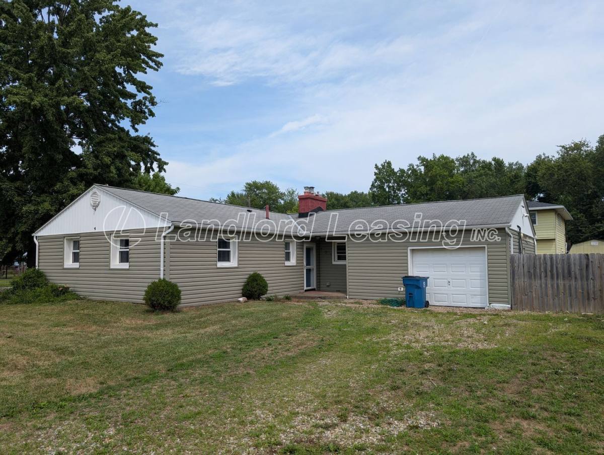 House for rent at 701 W Shore Blvd, Sheffield Lake, OH 44054