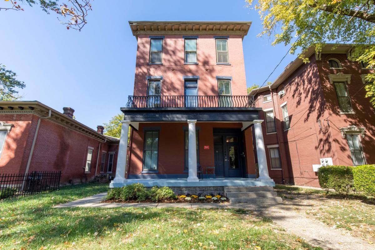 Apartment for rent at 1144 S Brook St, Louisville, KY 40203