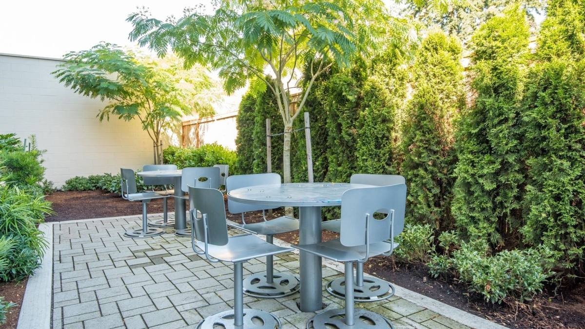 Apartment for rent at 4429 NE Fremont St, Portland, OR 97213