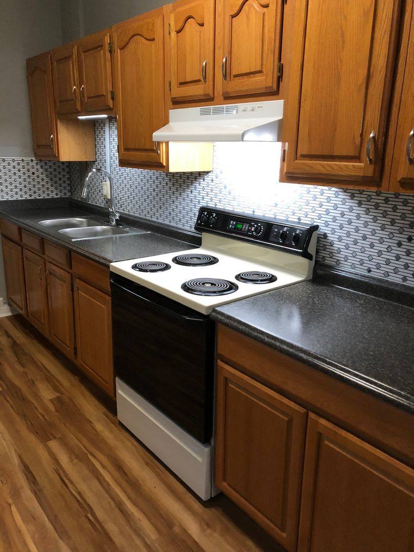 House for rent at 420 1 2 Howard Ave, Lancaster, PA 17602