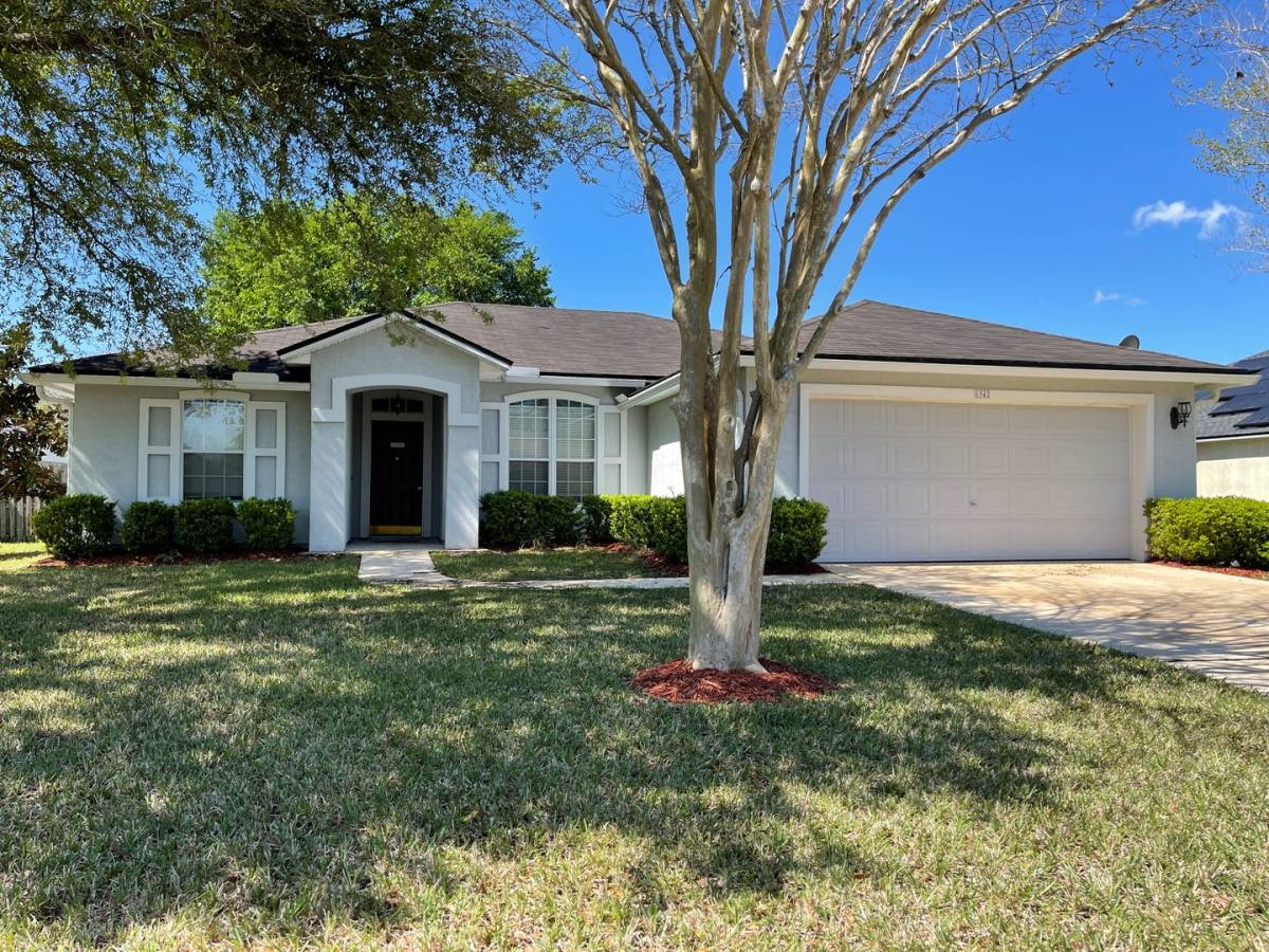 House for rent at 6942 Nichols Creek Dr, Jacksonville, FL 32222