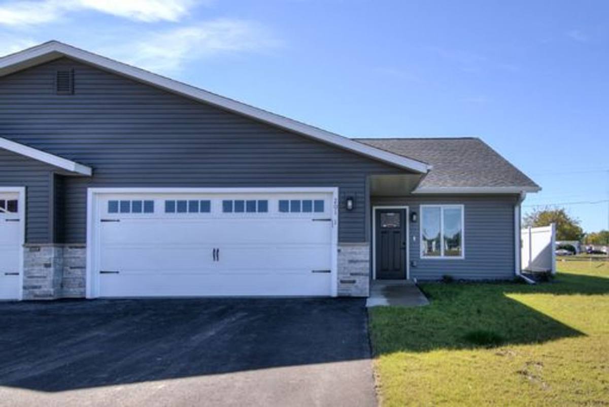 Apartment for rent at 201 S Camelot Lane, Rice Lake, WI 54868