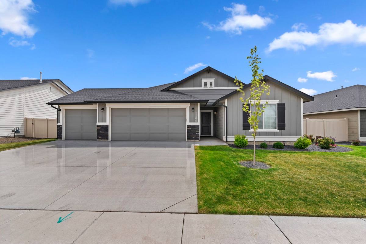 House for rent at 5460 N Maplestone Ave, Meridian, ID 83646