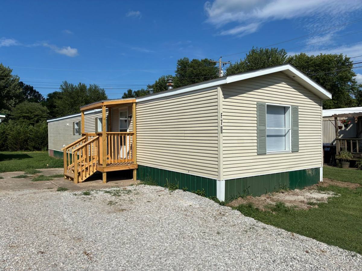 Apartment for rent at 133 Garland Way, Russellville, KY 42276
