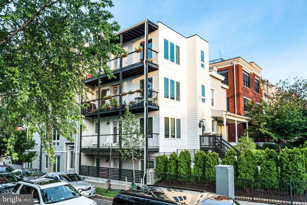 Apartment for rent at 3585 13th St NW #4, Washington, DC 20010
