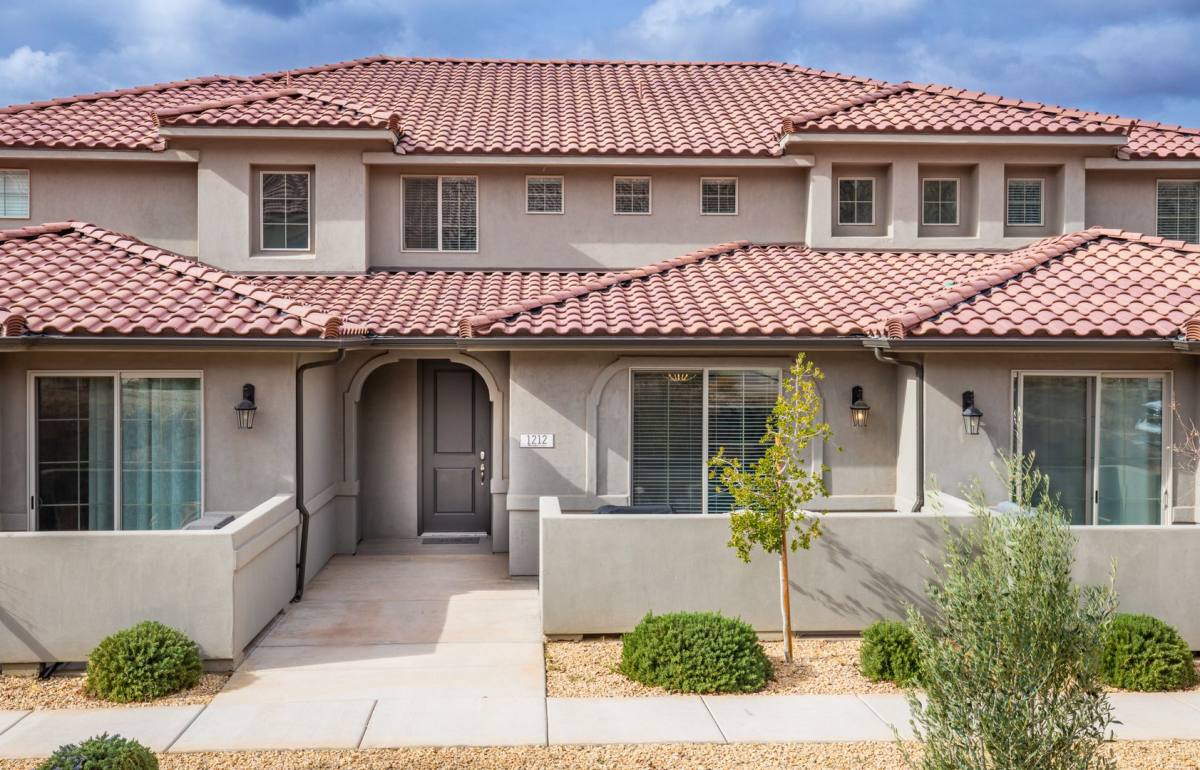 Townhouse for rent at 1212 N Bello Alley, Washington, UT 84780