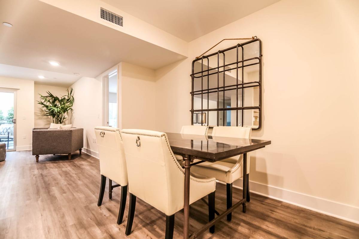 Apartment for rent at 5026 Rosewood Ave, Los Angeles, CA 90004