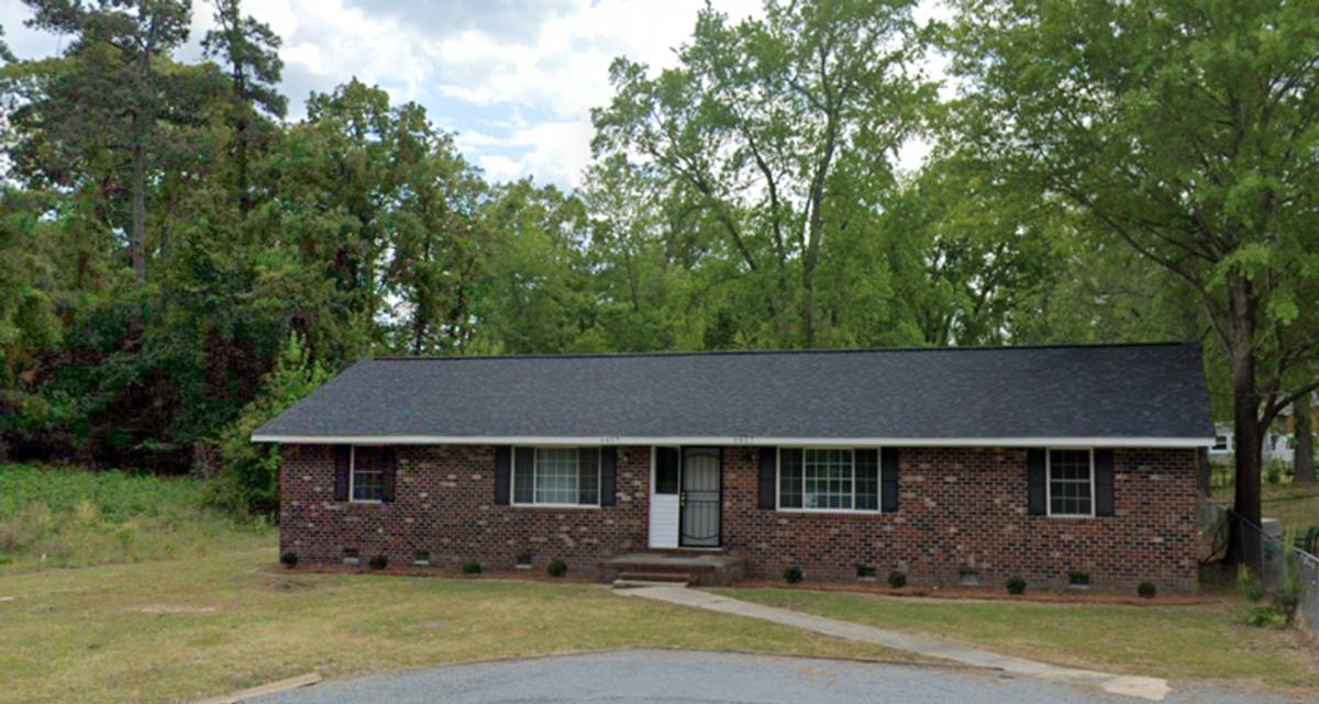 Apartment for rent at 6457 Rutherglen Dr, Fayetteville, NC 28304