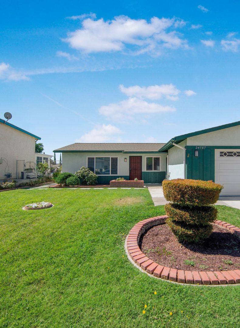 Apartment for rent at 24787 Valecrest Dr, Moreno Valley, CA 92557