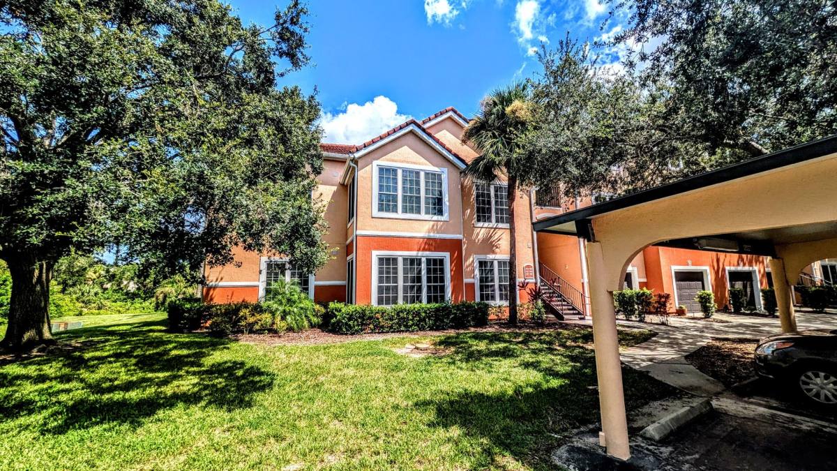 Condo for rent at 4126 Central Sarasota Parkway, Sarasota, FL 34238