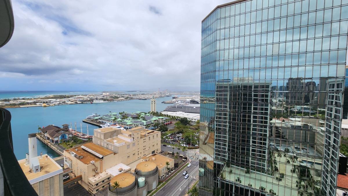 Apartment for rent at 700 Richards St, Honolulu, HI 96813