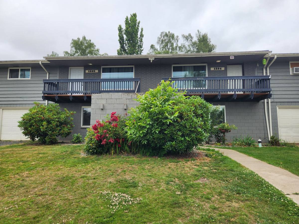 Apartment for rent at 1580-1584 SW Thomsen Ave, Chehalis, WA 98532