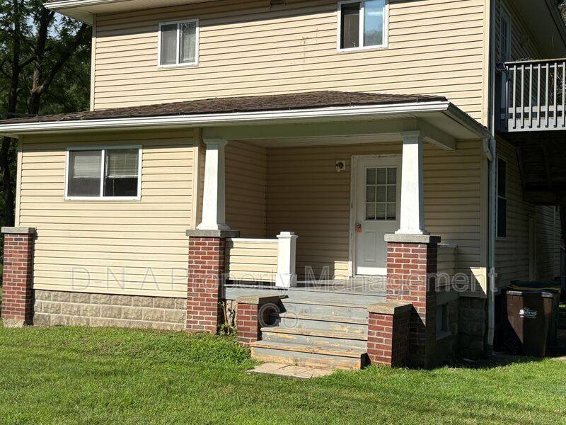 2843 Bartonsville Ave, Bartonsville, PA 18321