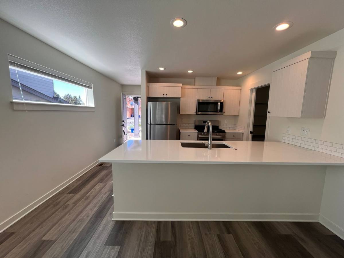Townhouse for rent at 2300 NE Holliday Ave, Bend, OR 97701