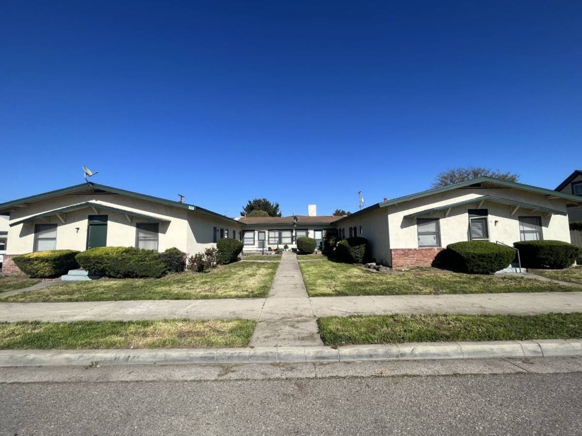 Apartment for rent at 124 S G St, Lompoc, CA 93436