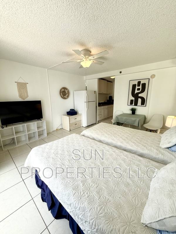 Apartment for rent at 1920 Ala Moana Blvd #1, Honolulu, HI 96815