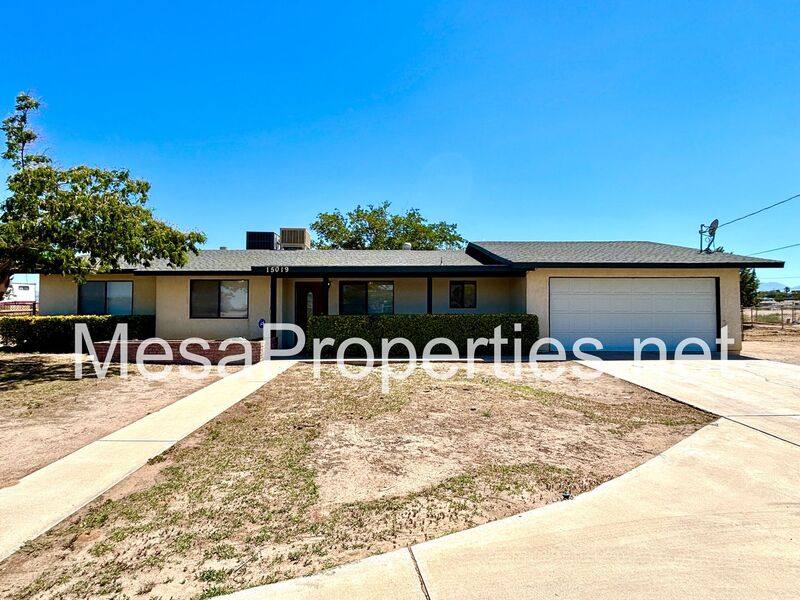 House for rent at 15019 Spruce St, Hesperia, CA 92345