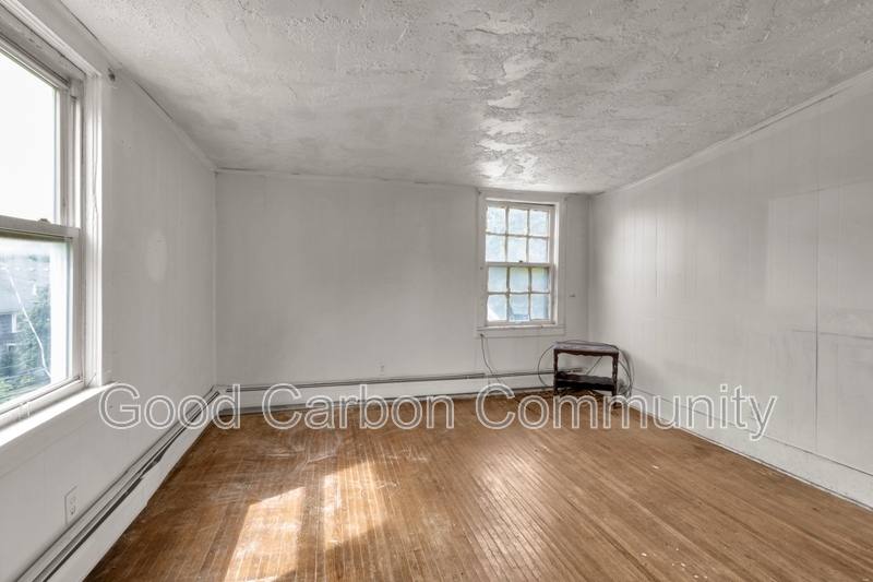 Apartment for rent at 111 Cottage St #32, Lockport, NY 14094