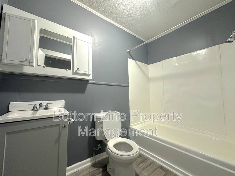 House for rent at 815 S Weldon St, Gastonia, NC 28052